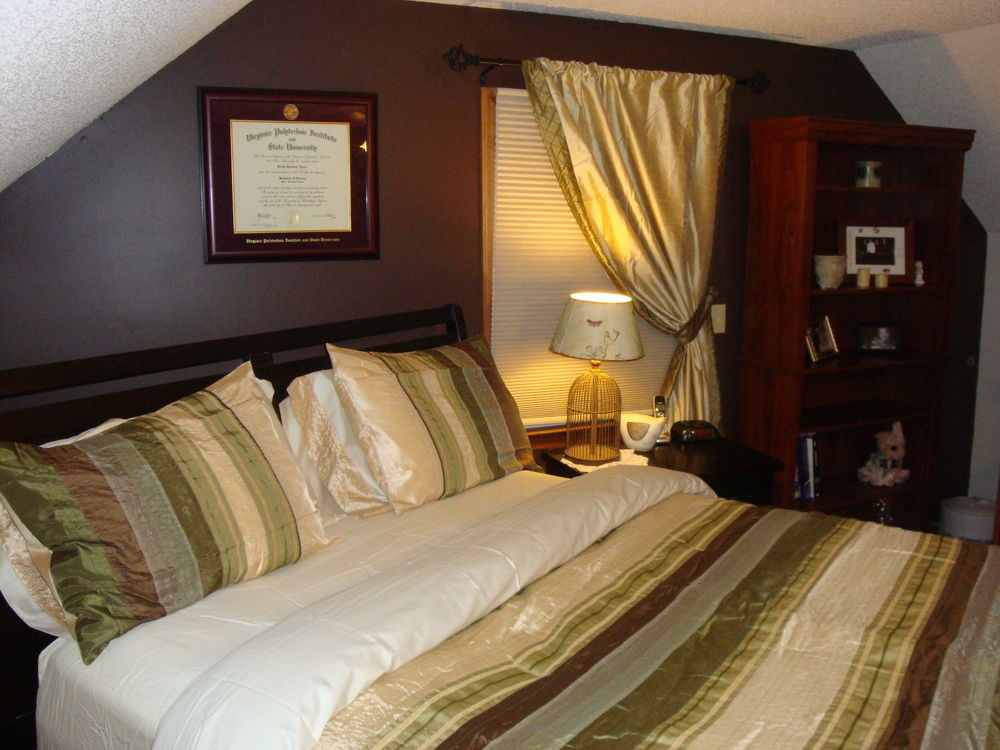 Blue Ridge Manor Bed And Breakfast Fancy Gap Habitación foto